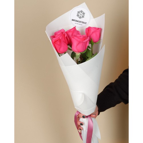 Купить на заказ Букет из 5 розовых роз с доставкой в Астане