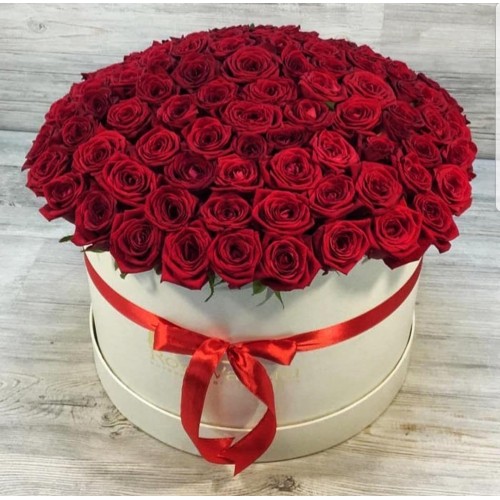 Купить на заказ 101 красная роза в коробке  с доставкой в Астане