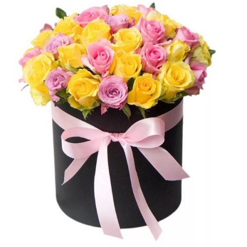Купить на заказ 15 радужных роз в коробке с доставкой в Астане