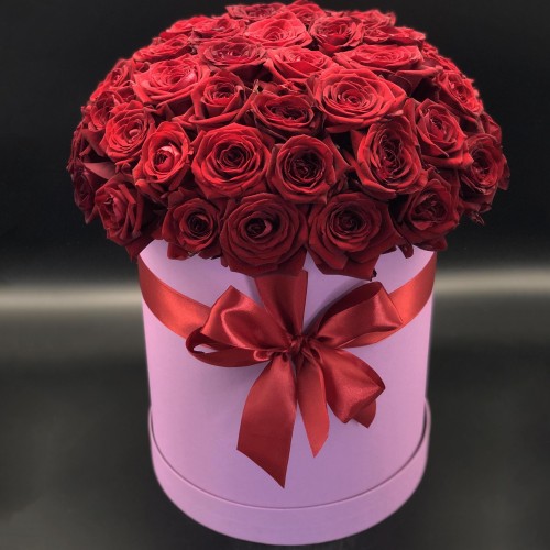 Купить на заказ 51 красная роза в коробке с доставкой в Астане