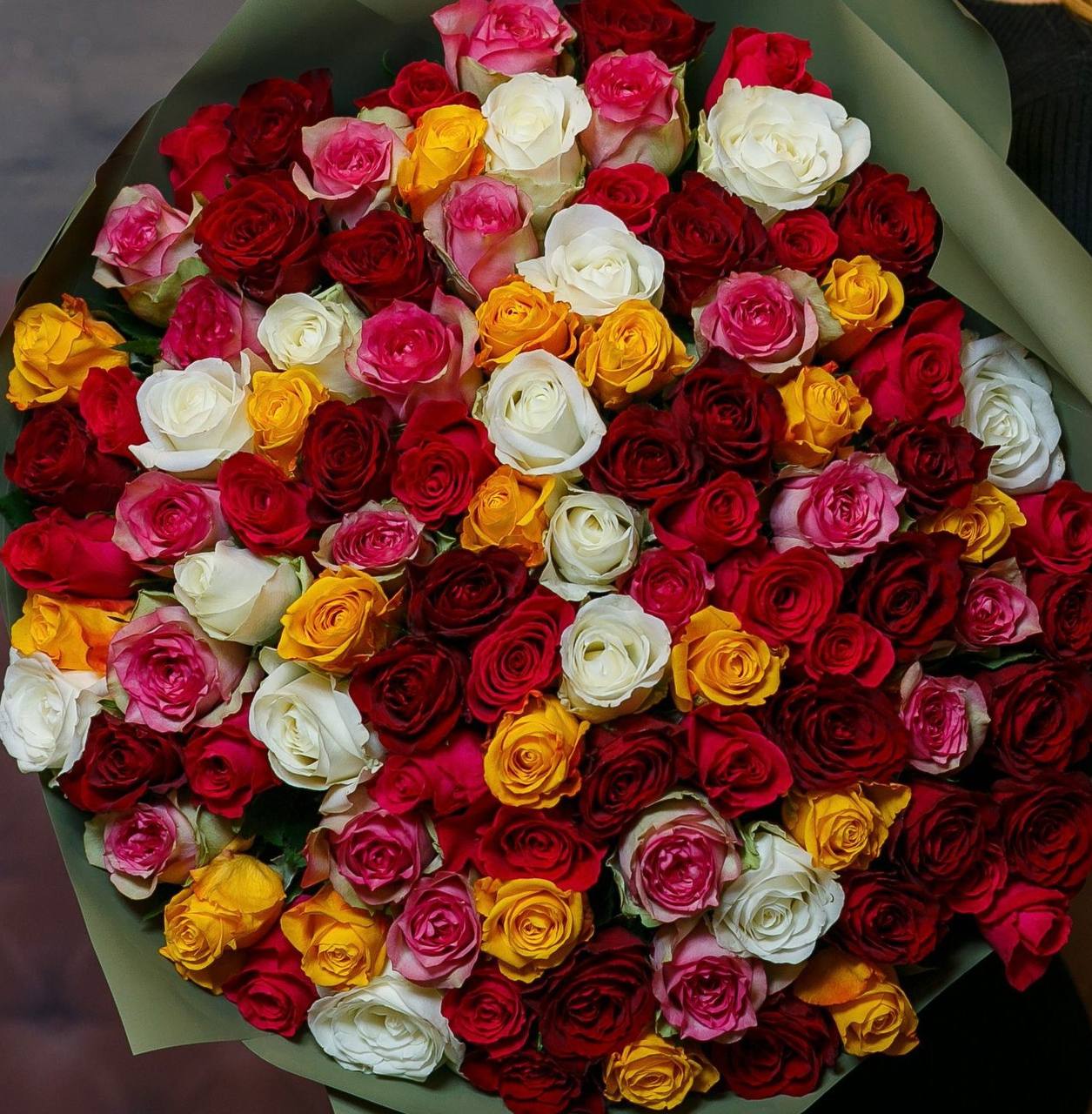 Розы на 8 марта в Алматы — купить в Империи Цветов