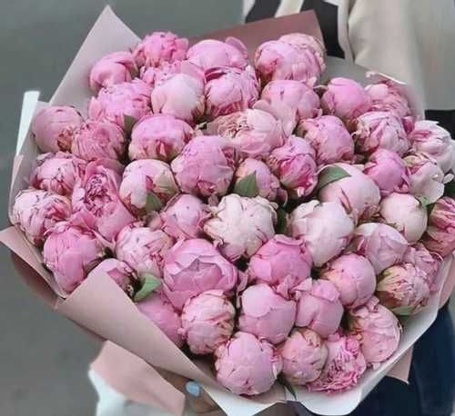 Букет пионов маме на 8 марта — купить в Астане